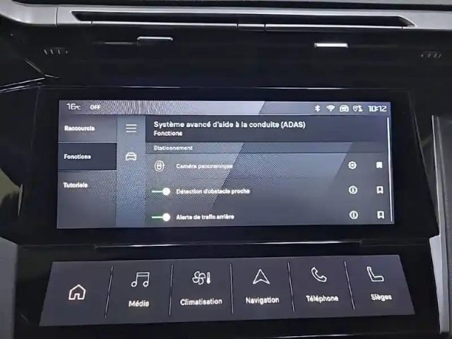 Peugeot 308 phev 225 e-eat8 — photo 116