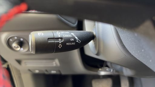 MG ZS 1.0 T-GDi 111 2WD BVA - Luxury – 2022 – 21393 km – Essence – Boîte Automatique — photo 11