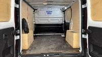 Renault Trafic L1H1 3T 2.0 Blue dCi 130ch Confort E6E — photo 9