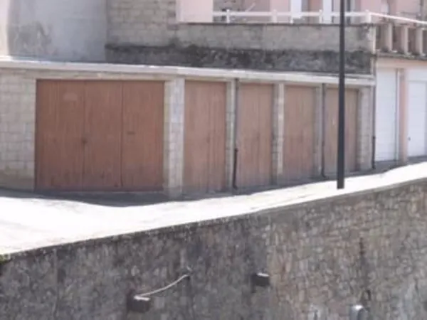 garage/box cassagnes begonhes