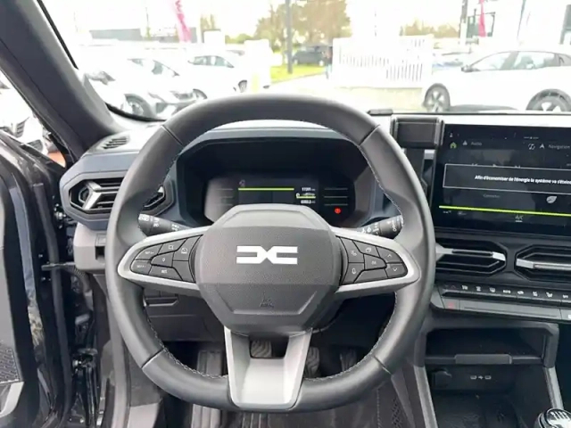 Dacia Duster mild hybrid 130 — photo 68