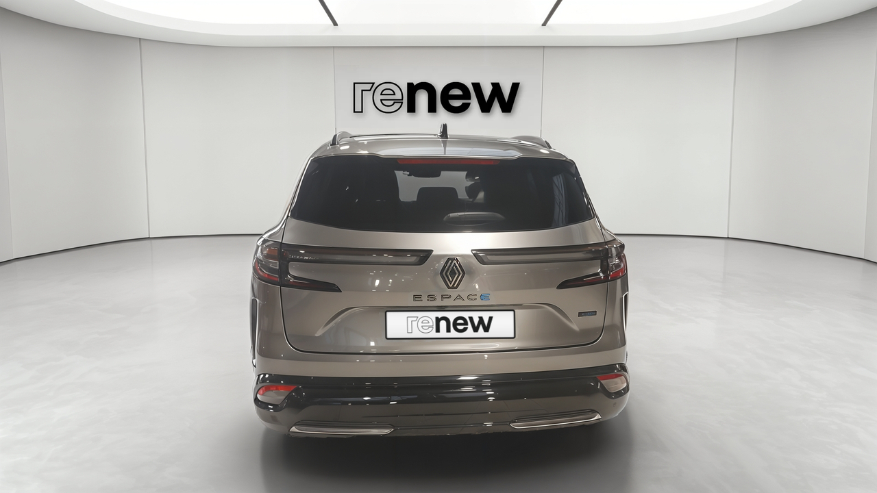 Renault Espace E-Tech hybrid 200 — photo 4