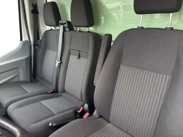 Ford Transit 2t ccb p350 l4 rj hd 2.0 ecoblue 170ch trend — photo 8