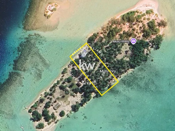 Rare : Terrain d'exception de 2 069 m² avec double accès lagon