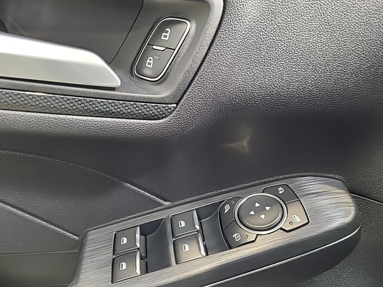 Ford Kuga 2.5 duratec 190 ch phev powershift st-line — photo 23