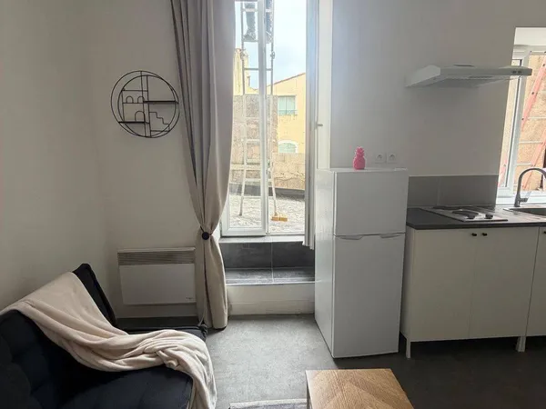 Studio 1 pièce 17 m²