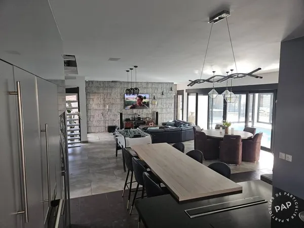 Maison 6 pièces 270 m²