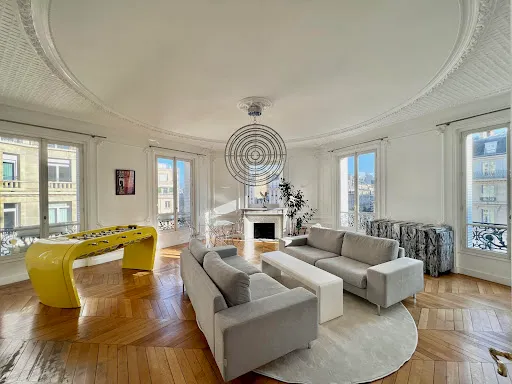 Appartement 200 m²