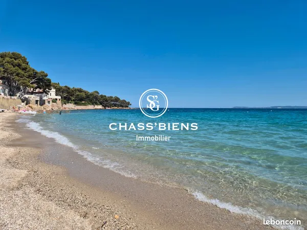 LE LAVANDOU - Appartement avecmezzanine 32 m² - Accès direct plage