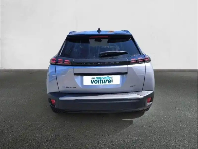Peugeot 2008 electrique 54 kwh 156 ch — photo 5