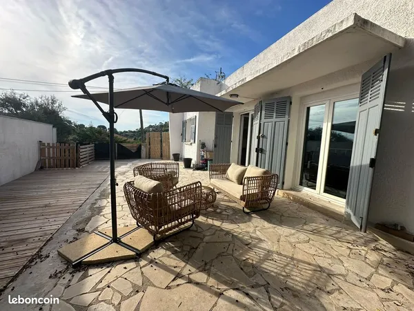 Charmante maison T2 meublée 47 m² avec grande terrasse - Carqueiranne