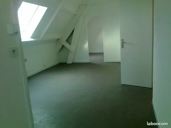 Appartement à louer Nesle 80190