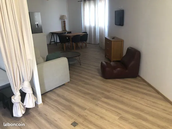 Loft 70m2 Golf de Pont-Royal