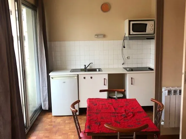 Studio meublé Roanne