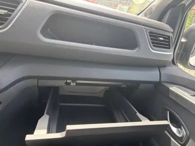 Renault Trafic fgn l1h1 2800 kg blue dci 130 — photo 38