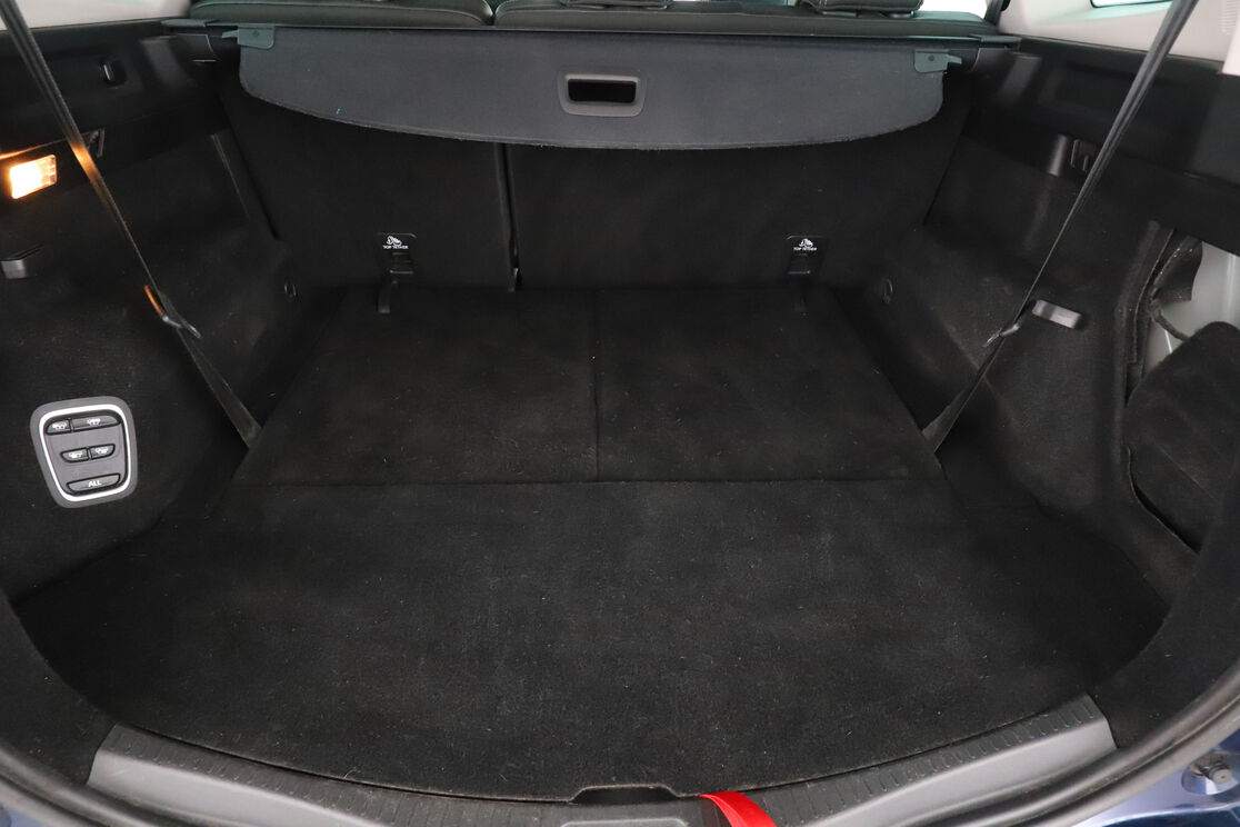 Renault Grand Scenic 1.3 TCe Intens EDC — photo 16