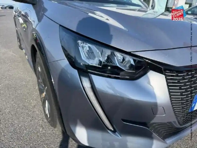 Peugeot 208 e- 136ch style — photo 13