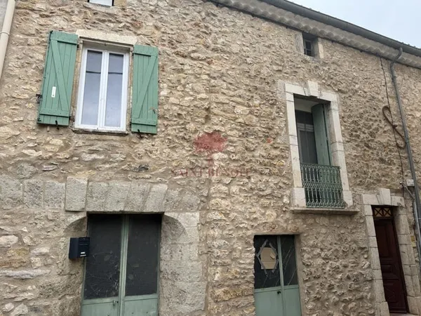 VENTE MAISON VIGNERONNE A SAINT JEAN DE FOS AVEC UNE COUR