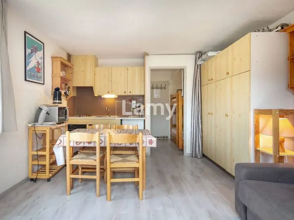 Studio 1 pièce 25 m²