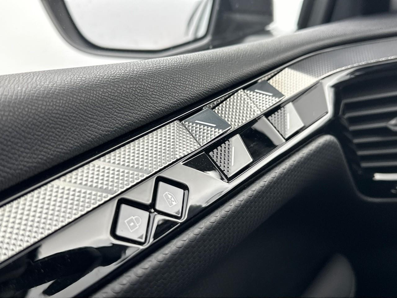 Ds Ds 4 puretech 130 eat8 trocadero — photo 17