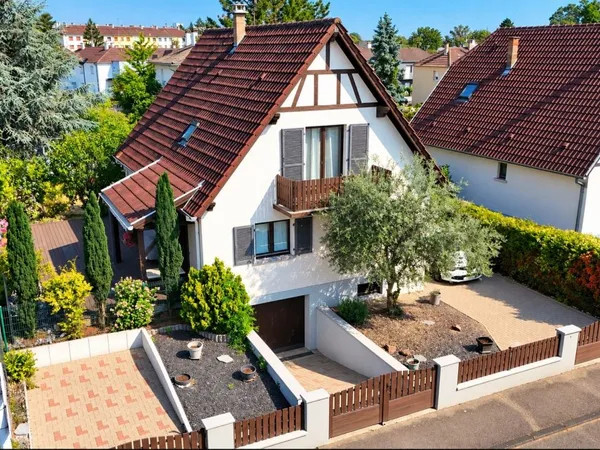 Maison 6 pièces 120 m²
