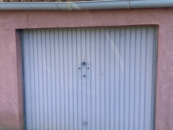 Garage à louer