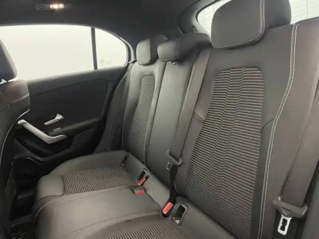 Mercedes Classe A 180 d 7g-dct — photo 16