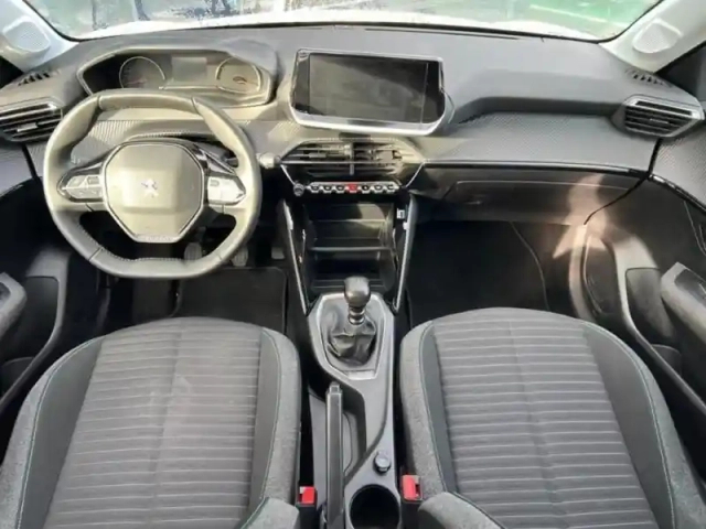 Peugeot 208 1.2 puretech 100ch s&amp;s style eat8 — photo 13