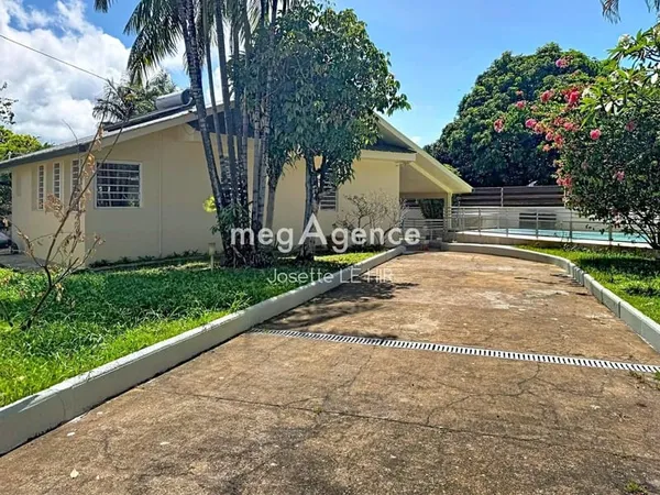 Villa 4 pièces 82 m² Montabo Cayenne