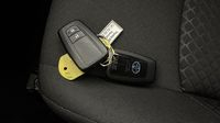 Toyota C-Hr 1.8 Hybride 122ch Dynamic Ultimate E-CVT — photo 16