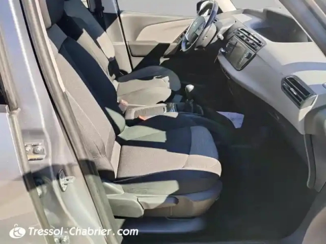 Citroën C4 Picasso grand  puretech 130 s&amp;s shine — photo 24