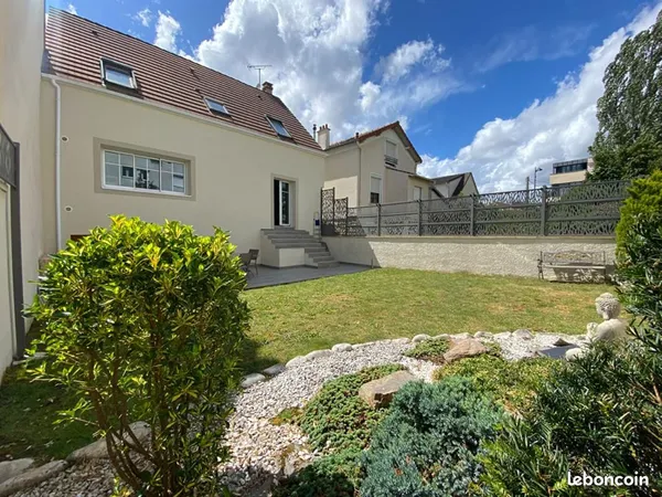 Maison 7 pièces 138 m²