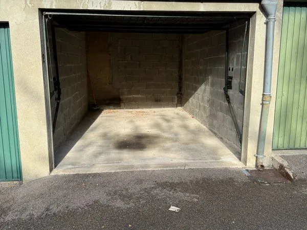 Box / garage centre ville