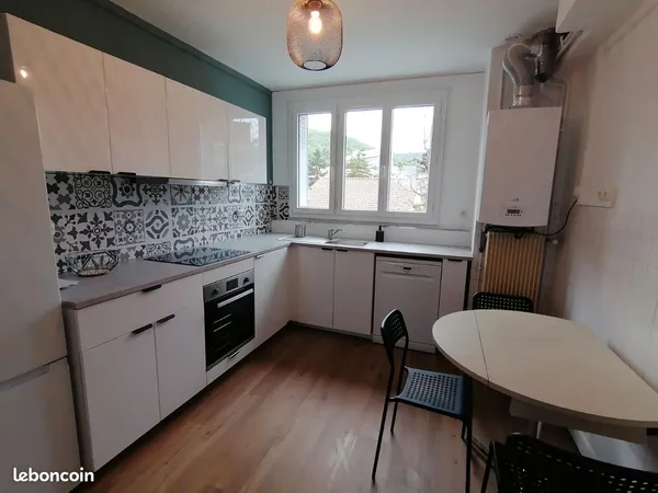 Appartement T3 coup de coeur meublé/rénové. Quartier Chanteranne
