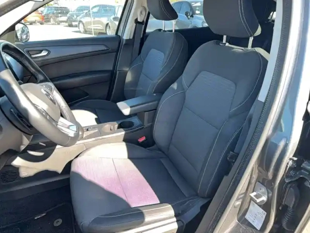 Renault Arkana mild hybrid 140 edc fap - 22 — photo 37