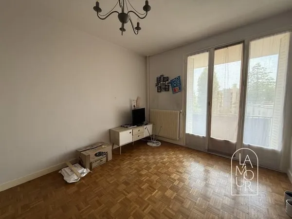 T2 en LOCATION - proche FACULTÉS / CHU