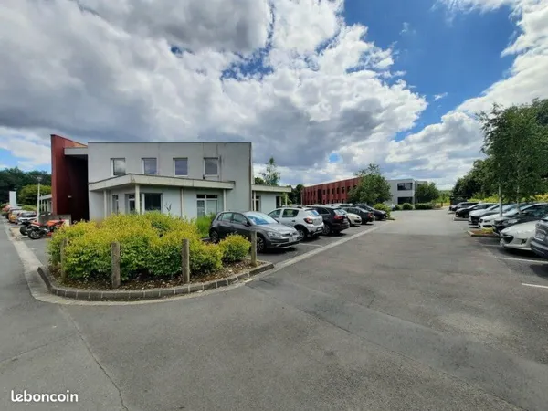 BUREAUX 788 m² PETIT COURONNE
