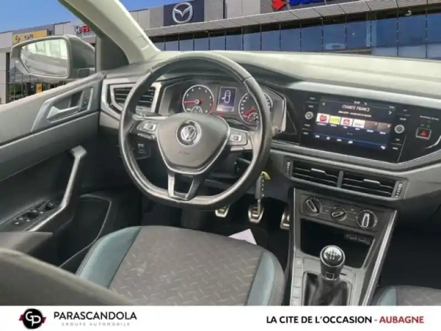 Volkswagen Polo 1.0 80ch lounge euro6dt — photo 8