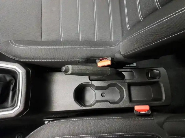 Dacia Sandero eco-g 100 - 22 — photo 33