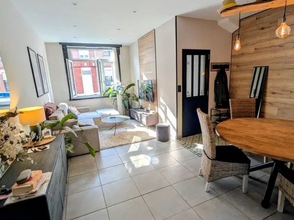 Maison rénovée 3 ch - Jardin - Garage - Lille Métro CHU