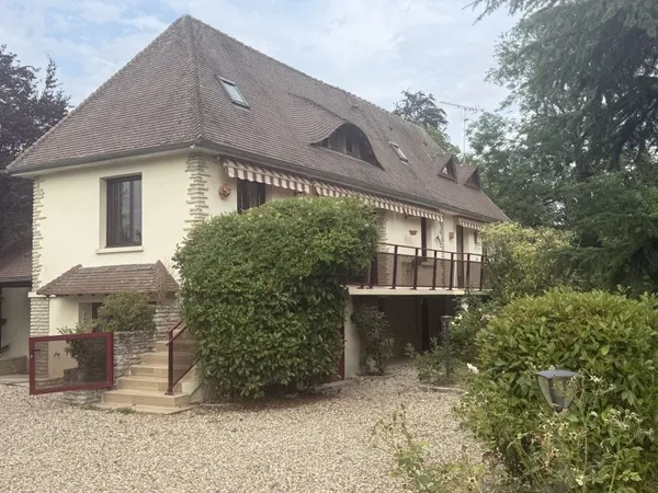 Pacy sur eure, superbe propriété en bordure d'Eure, 6 chambres