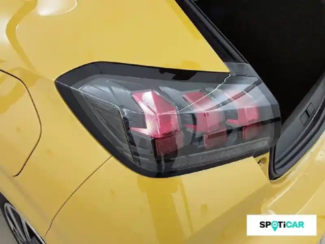 Peugeot 208 puretech 75 s&amp;s bvm5 — photo 17
