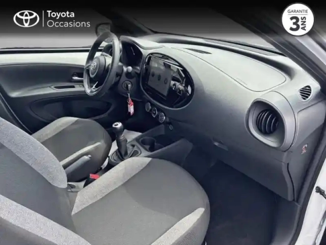 Toyota Aygo X 1.0 vvt-i 72ch dynamic my24 — photo 6