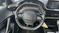 Peugeot 2008 1.2 PureTech 130ch S&S Style — photo 21