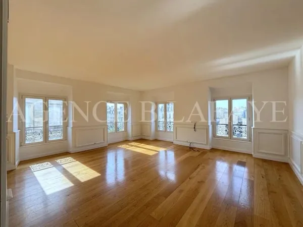 Appartement 3 pièces 114 m²