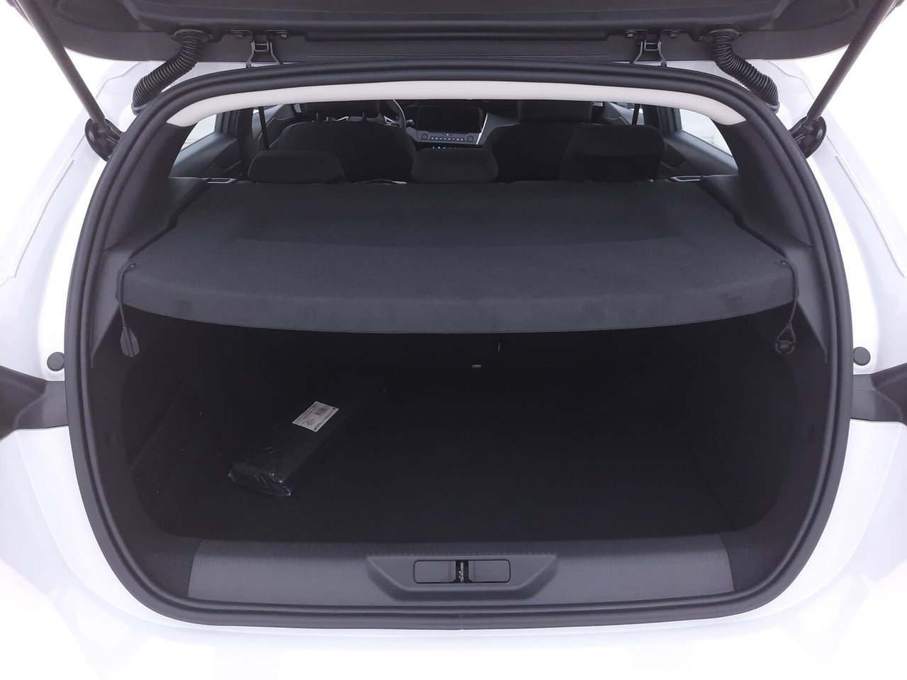 Peugeot 308 — photo 14