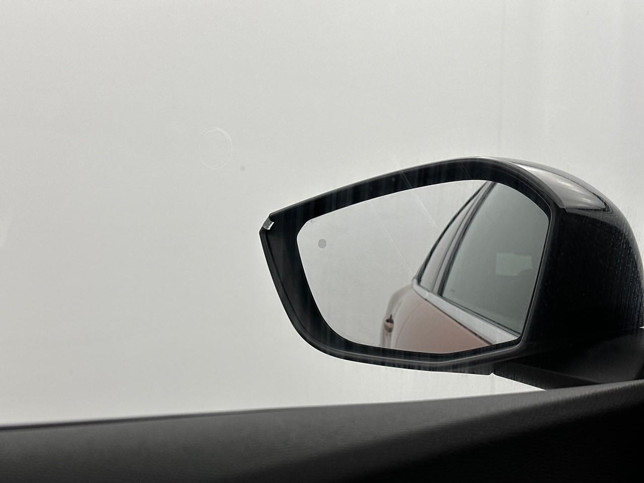 Citroën C4 puretech 130 s&s eat8 shine pack — photo 15