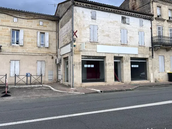 Local commercial a louer de 87 m2 en plein centre de saint denis de pile