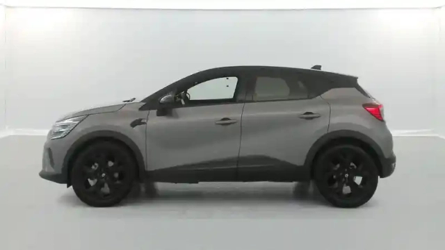 Renault Captur e-tech 145 — photo 11