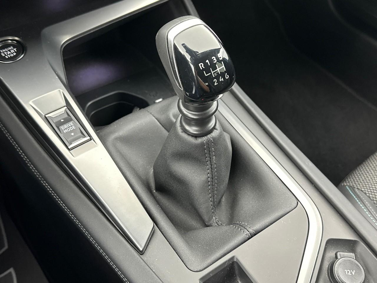 Peugeot 308 puretech 130ch s&s bvm6 allure — photo 29